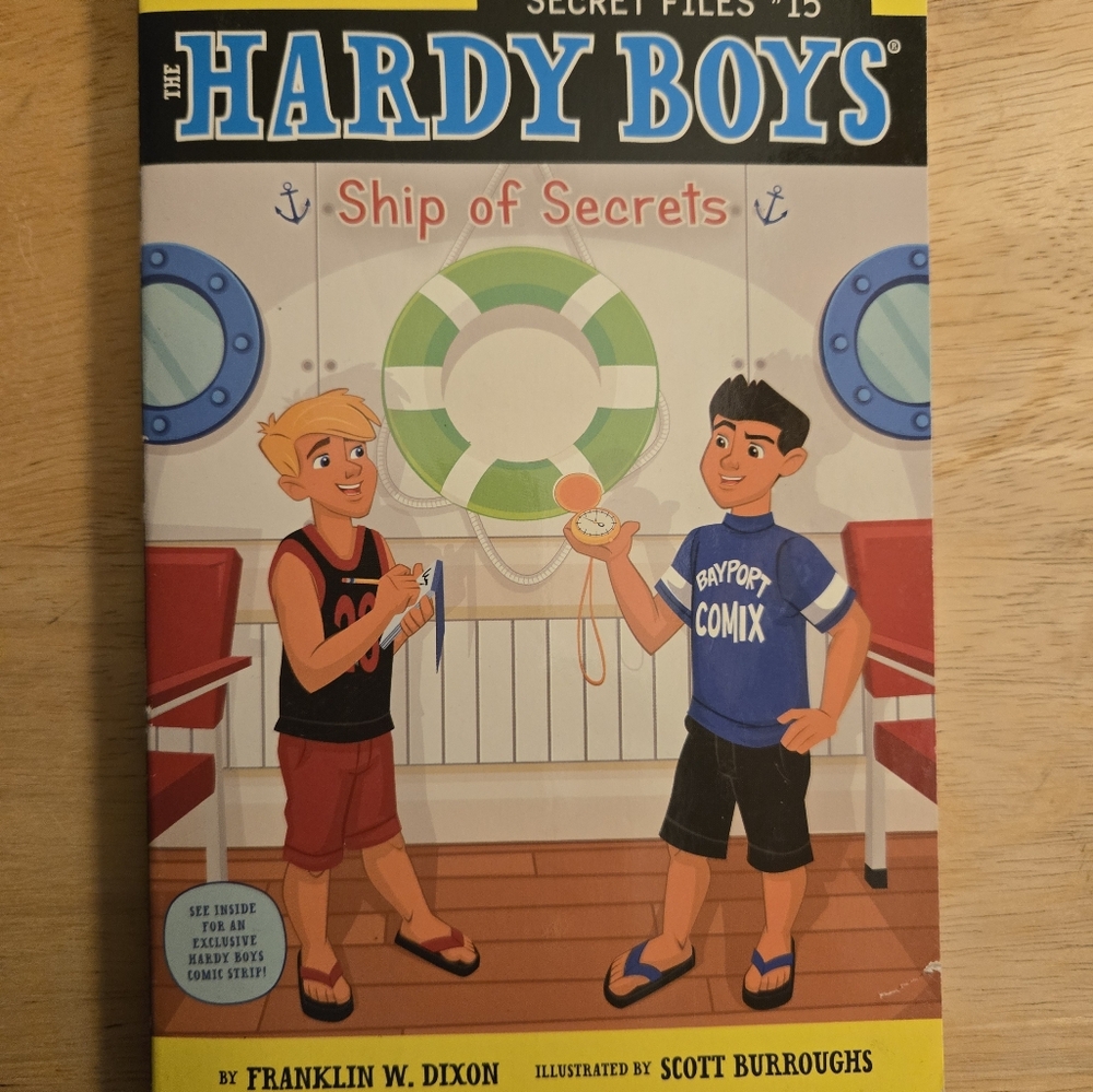 Ship of Secrets (Hardy Boys: The Secret Files) Dixon, Franklin W. paperback Use